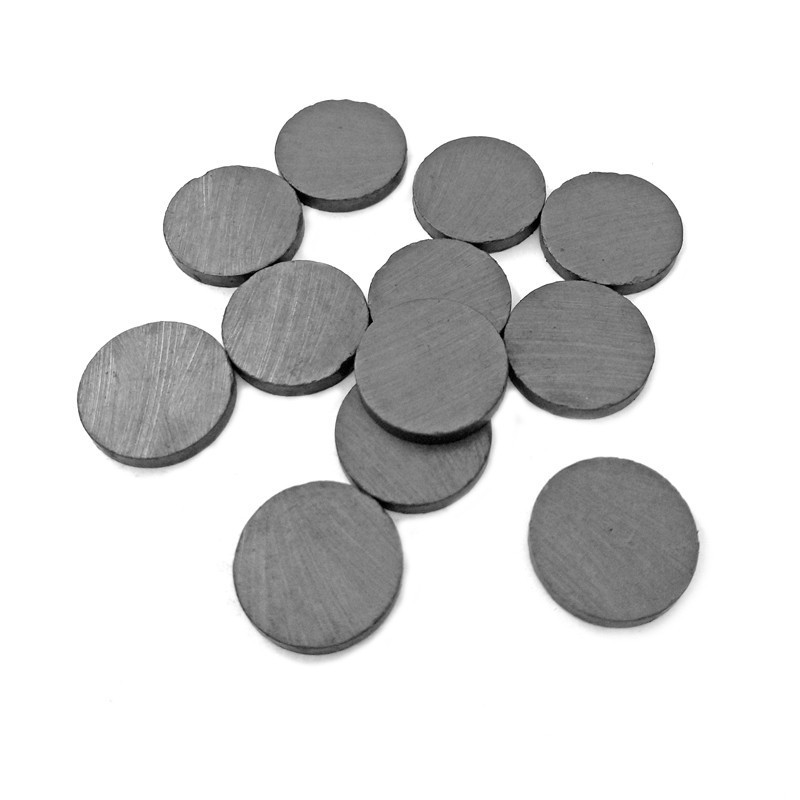 Magnetukai 20x3mm 12vnt Magnetukai 20x3mm 12vnt